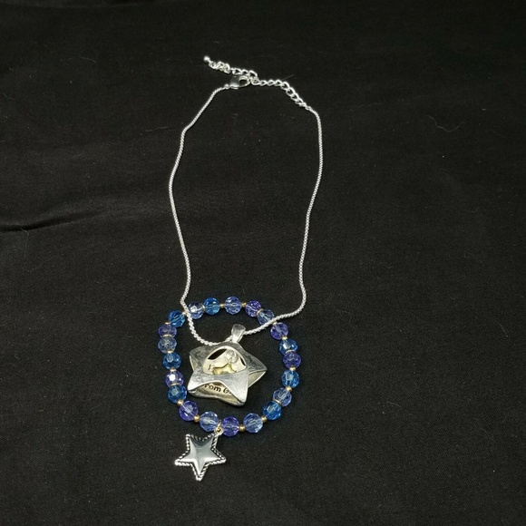 3D faux silver star necklace and bracelet set